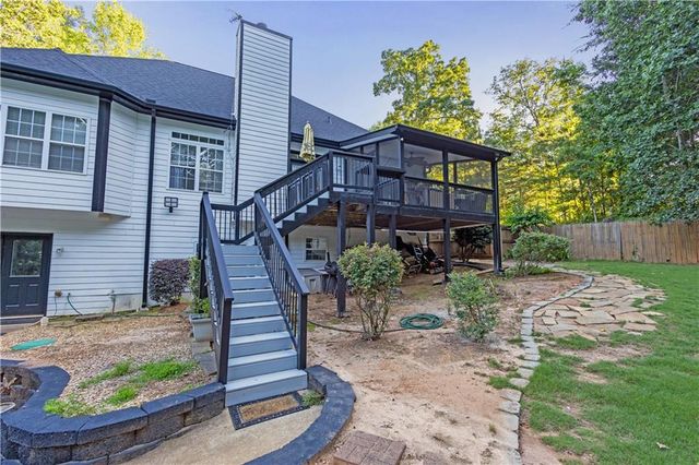 151 Dumar Lane, Hoschton, GA 30548