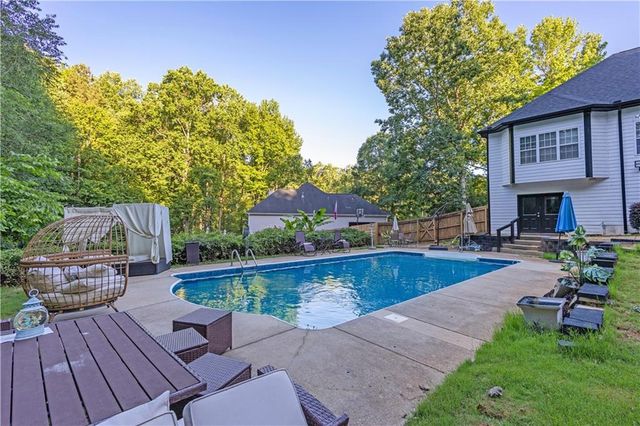 151 Dumar Lane, Hoschton, GA 30548