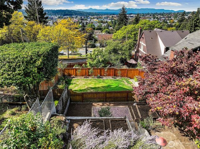 5053 Baker Avenue NW, Seattle, WA 98107