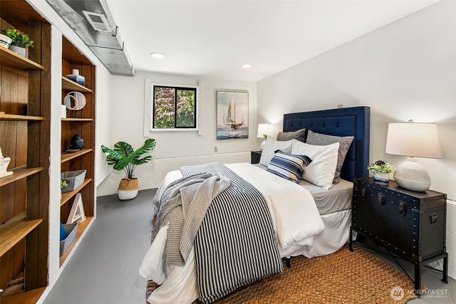 5053 Baker Avenue NW, Seattle, WA 98107