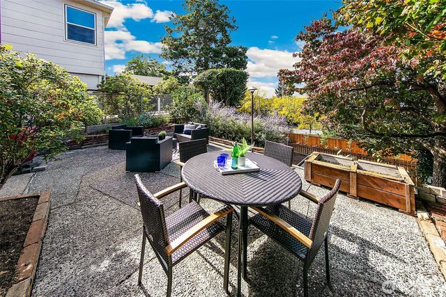 5053 Baker Avenue NW, Seattle, WA 98107