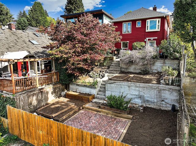 5053 Baker Avenue NW, Seattle, WA 98107