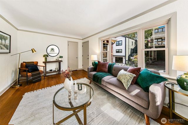 5053 Baker Avenue NW, Seattle, WA 98107