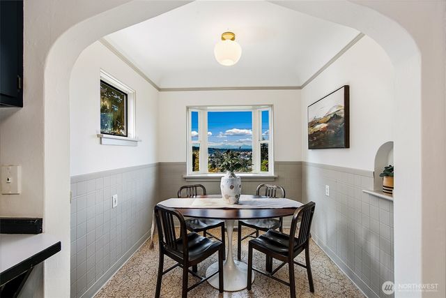 5053 Baker Avenue NW, Seattle, WA 98107