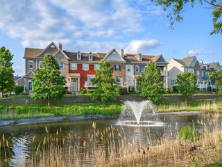 1058 Bartholdi Court, Carol Stream, IL 60188