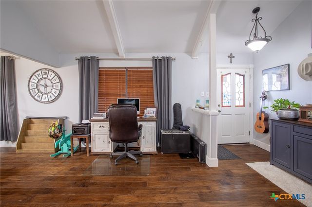 25195 US Highway 77, Yoakum, TX 77995