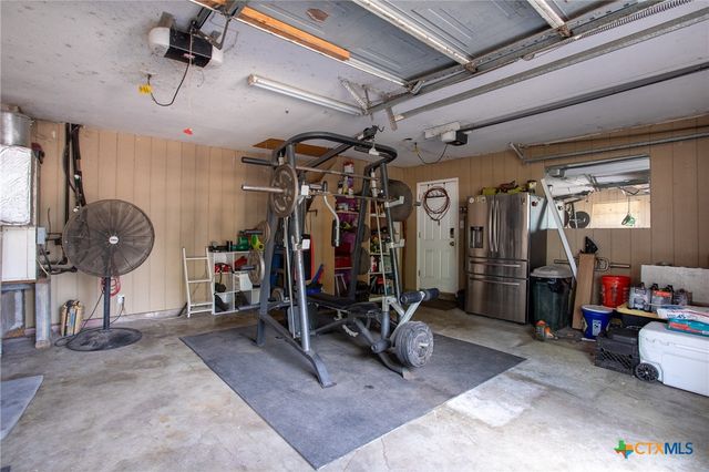 25195 US Highway 77, Yoakum, TX 77995