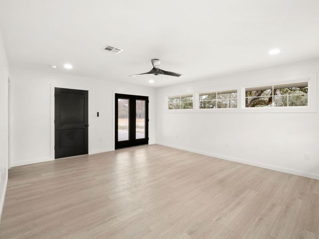 804 S Texas, Deridder, LA 70634