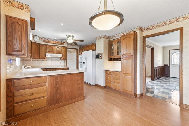 2300 Green Acres Drive, Parma, OH 44134