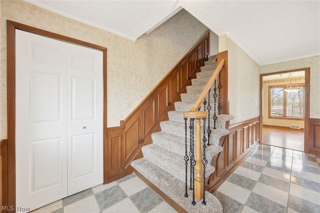 2300 Green Acres Drive, Parma, OH 44134