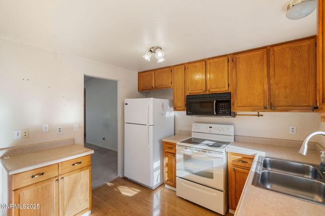 8696 Red Baron Boulevard, Reno, NV 89506