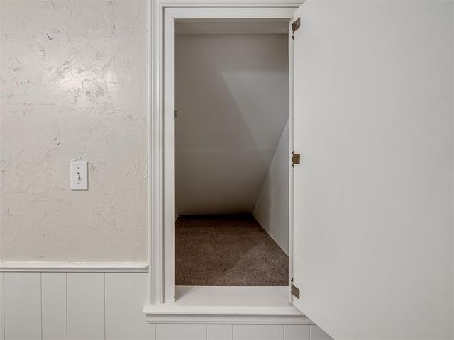 6212 Lansbrook Lane, Oklahoma City, OK 73132