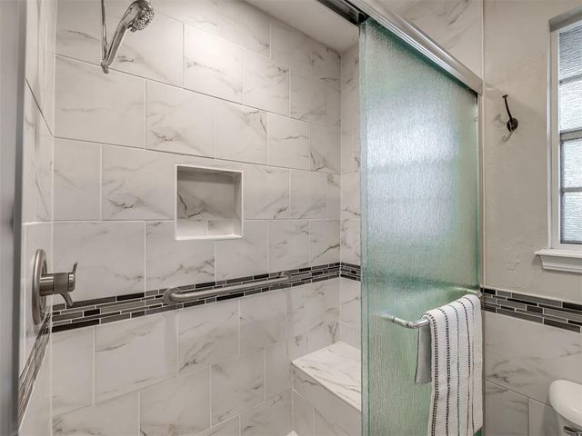 6212 Lansbrook Lane, Oklahoma City, OK 73132