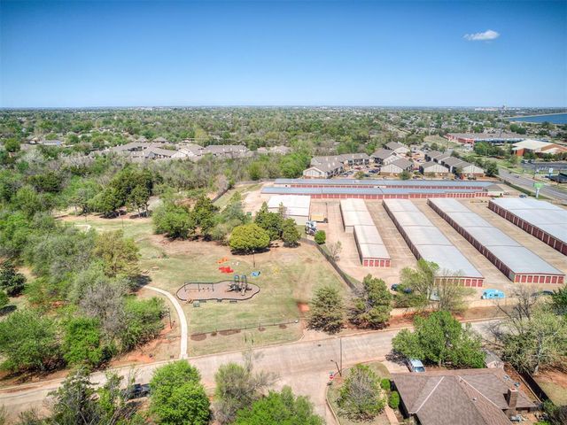6212 Lansbrook Lane, Oklahoma City, OK 73132