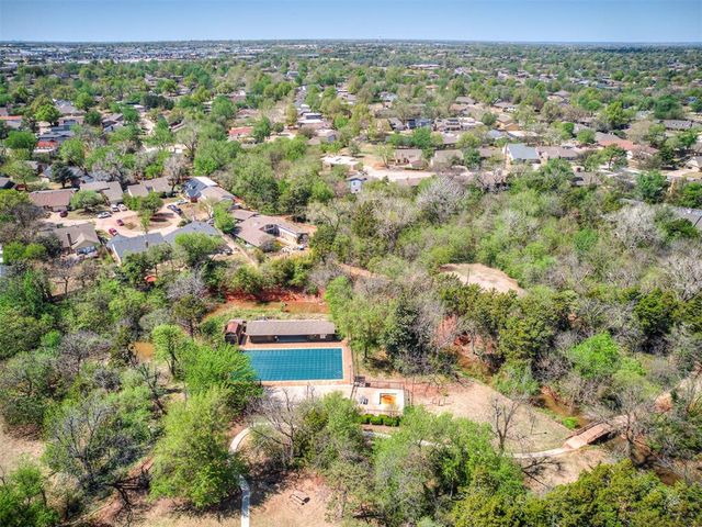 6212 Lansbrook Lane, Oklahoma City, OK 73132