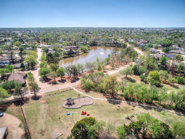 6212 Lansbrook Lane, Oklahoma City, OK 73132