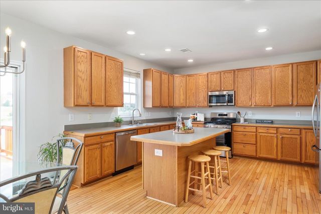 321 WHIPP DR SE, Leesburg, VA 20175