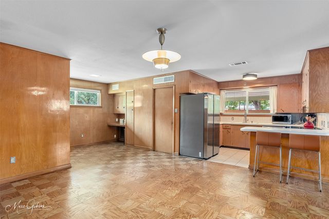 938 Captain Shreve Drive, Shreveport, LA 71105