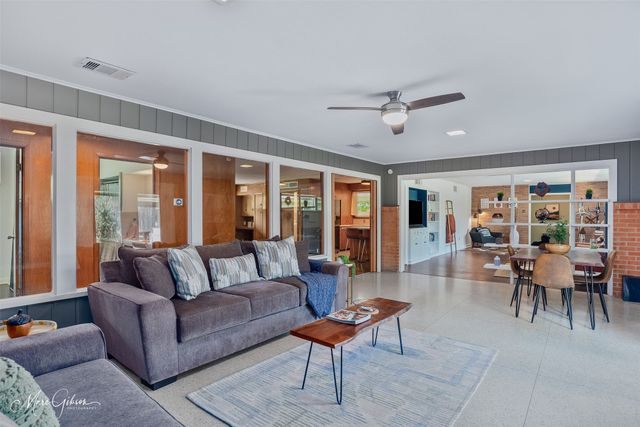 938 Captain Shreve Drive, Shreveport, LA 71105