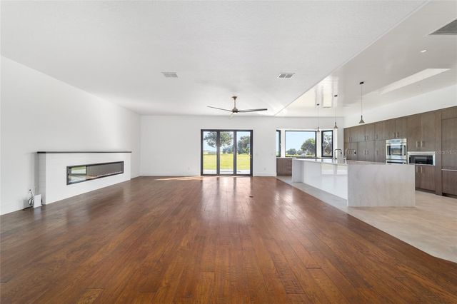 11407 N MAGNOLIA AVENUE, Ocala, FL 34475