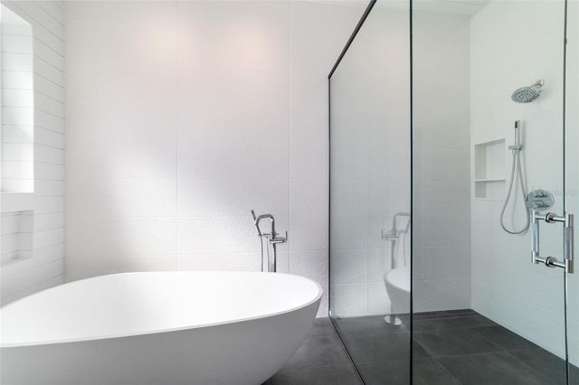 11407 N MAGNOLIA AVENUE, Ocala, FL 34475