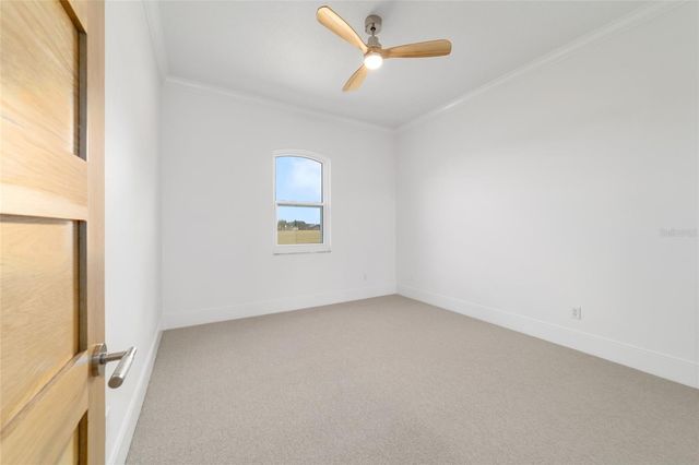 11407 N MAGNOLIA AVENUE, Ocala, FL 34475