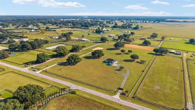 11407 N MAGNOLIA AVENUE, Ocala, FL 34475