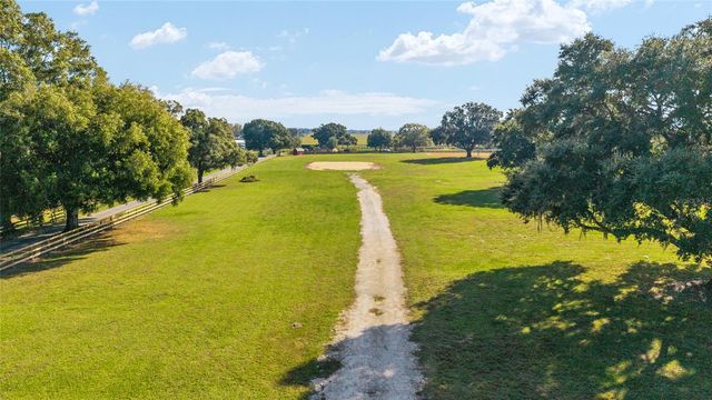 11407 N MAGNOLIA AVENUE, Ocala, FL 34475