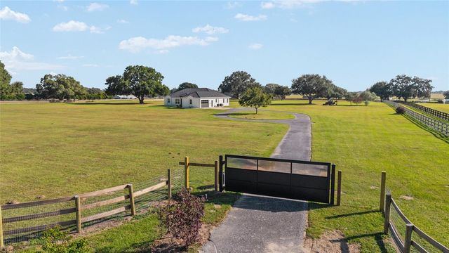 11407 N MAGNOLIA AVENUE, Ocala, FL 34475