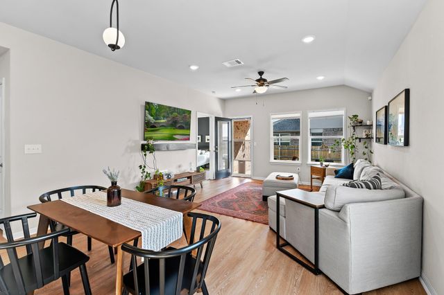 213 Mais DR, Georgetown, TX 78626