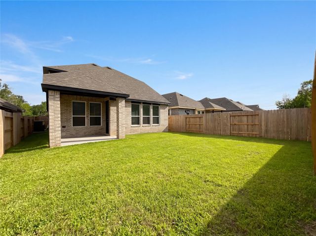 118 Neches Nook Court, Conroe, TX 77304