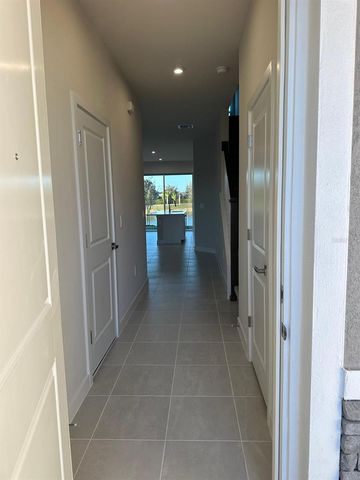 12378 AMBER CREEK CIRCLE, Lakewood Ranch, FL 34211