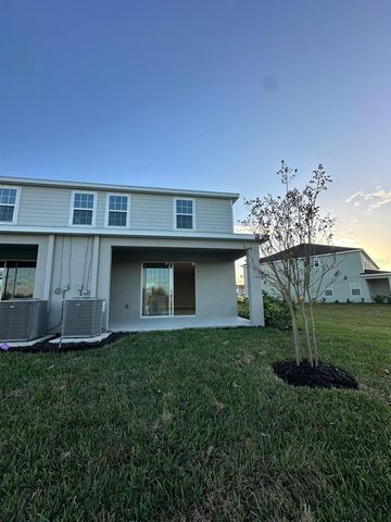 12378 AMBER CREEK CIRCLE, Lakewood Ranch, FL 34211