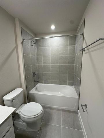 12378 AMBER CREEK CIRCLE, Lakewood Ranch, FL 34211