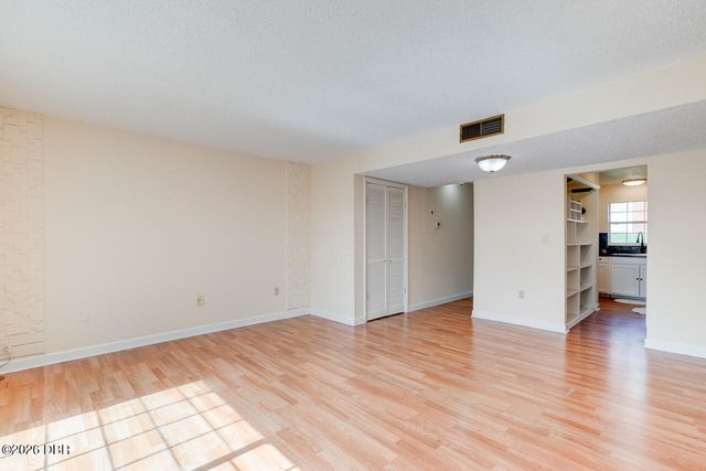 621 W Indiana Ave Apt 1, Deland, FL 32720