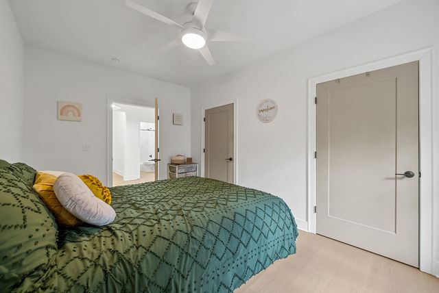 61 Averitt Dr, Erin, TN 37061