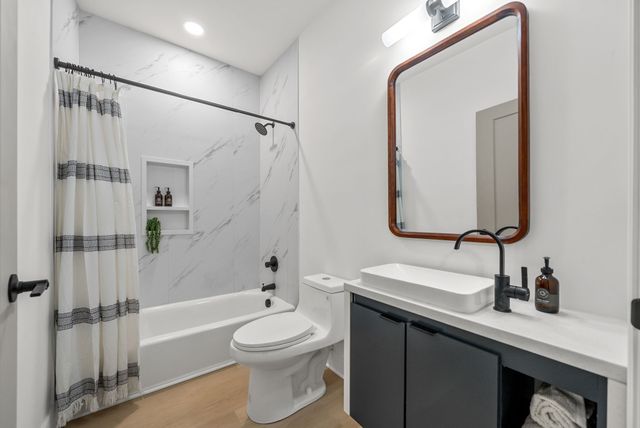 61 Averitt Dr, Erin, TN 37061