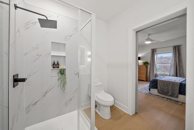 61 Averitt Dr, Erin, TN 37061