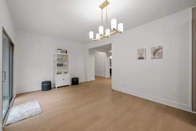 61 Averitt Dr, Erin, TN 37061