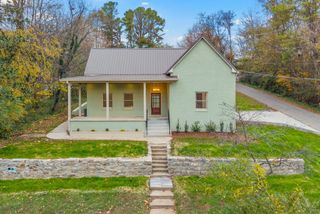 61 Averitt Dr, Erin, TN 37061