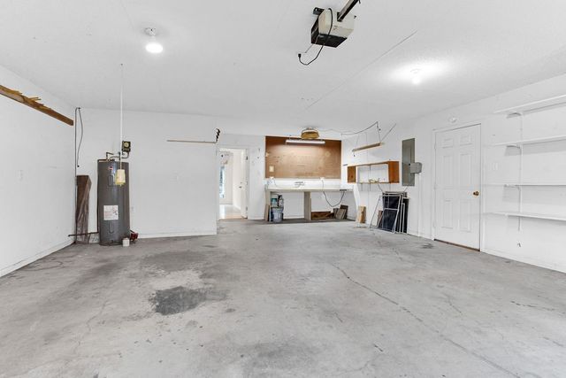 1633 Brookhollow Drive, Hideaway, TX 75771