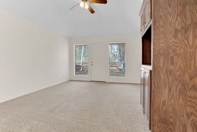 1633 Brookhollow Drive, Hideaway, TX 75771