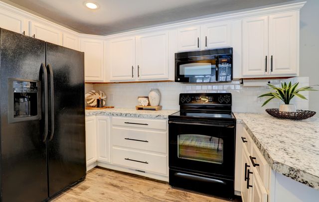 9538 Crescent Drive, Blendon Twp, MI 49464