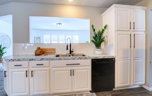 9538 Crescent Drive, Blendon Twp, MI 49464