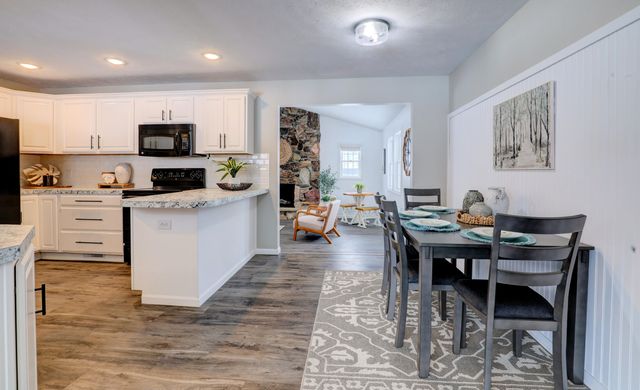 9538 Crescent Drive, Blendon Twp, MI 49464