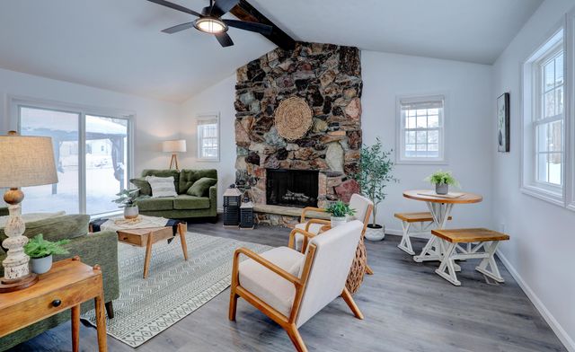 9538 Crescent Drive, Blendon Twp, MI 49464