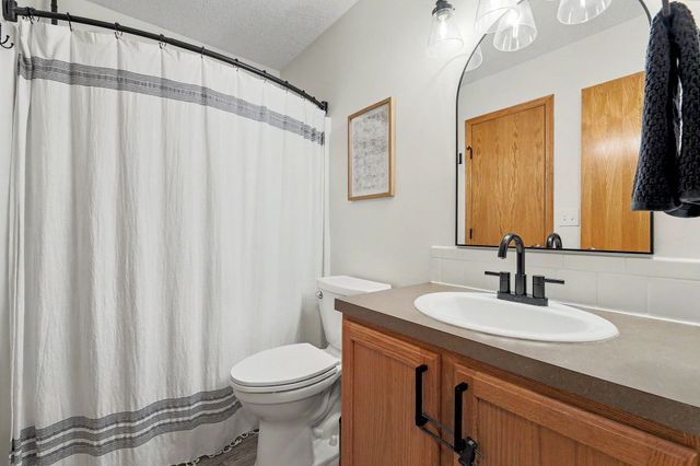 3724 S Westgate, Wichita, KS 67215