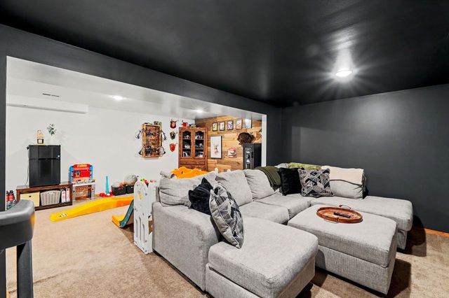 3724 S Westgate, Wichita, KS 67215