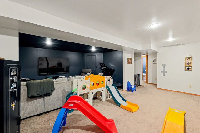 3724 S Westgate, Wichita, KS 67215