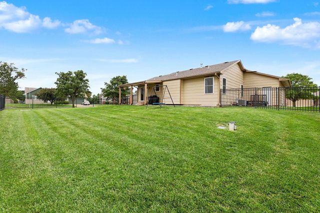3724 S Westgate, Wichita, KS 67215